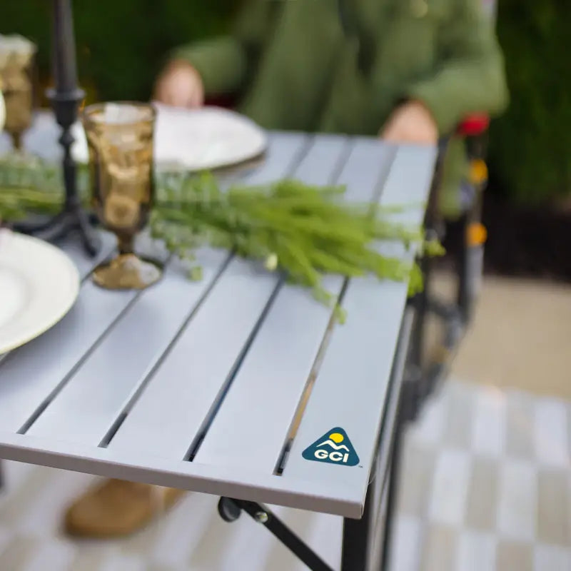 Slim-Fold Table XL™ - Daily Roots